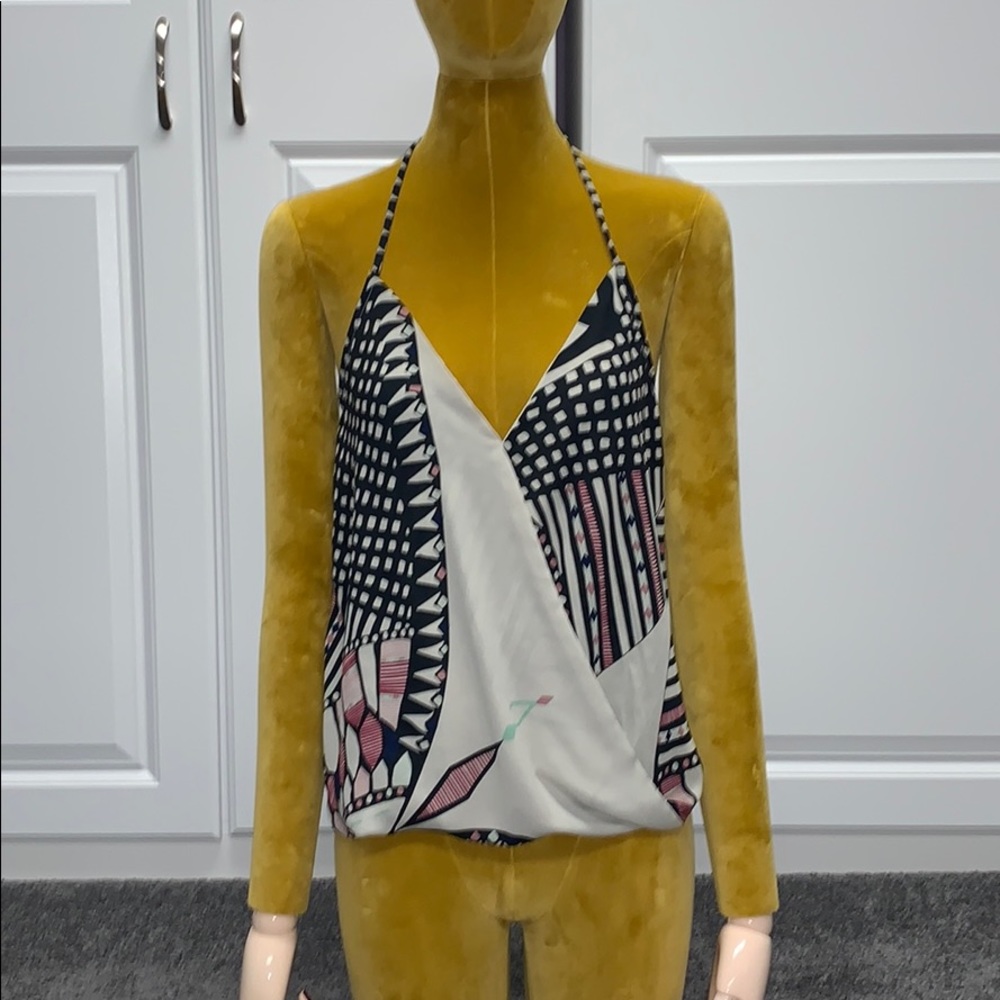 Oliviaceous halter top
